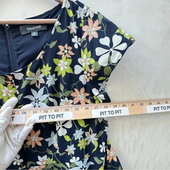 ModCloth || Blue Brunch Floral Dress Front Tie XL - Picture 5 of 10